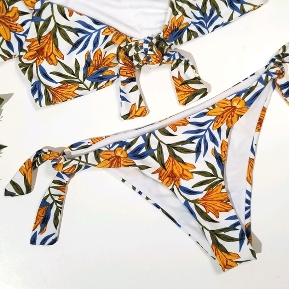 CABANA DEL SOL Tie Off Shoulder Floral Bikini Set - Picture 9 of 14